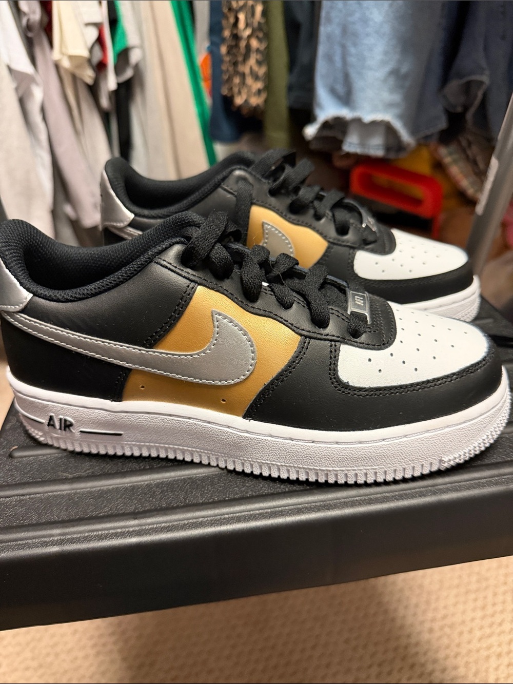 Nike Kids Air Force 1 Low - Black/Gold/Silver
